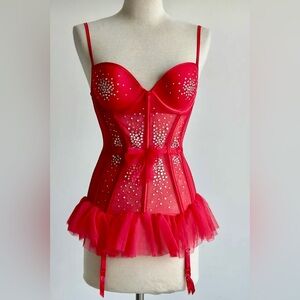 Victoria’s Secret Red Rhinestone Corset 34C
Like newDiamond Scarlet Mesh Bustier